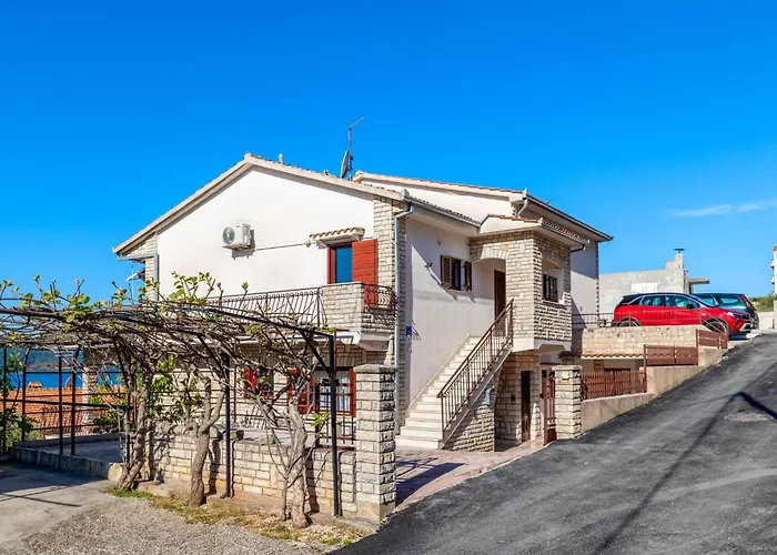 Appartement Limun-2 By Interhome Trogir