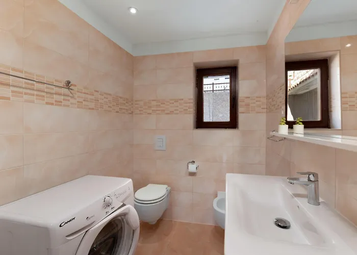 Appartement Limun-2 By Interhome