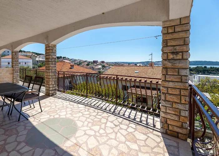 公寓 Limun-2 By Interhome *