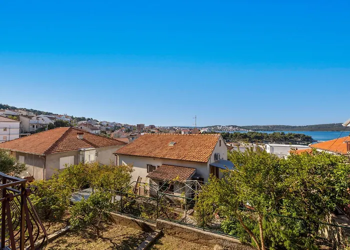 Limun-2 By Interhome *